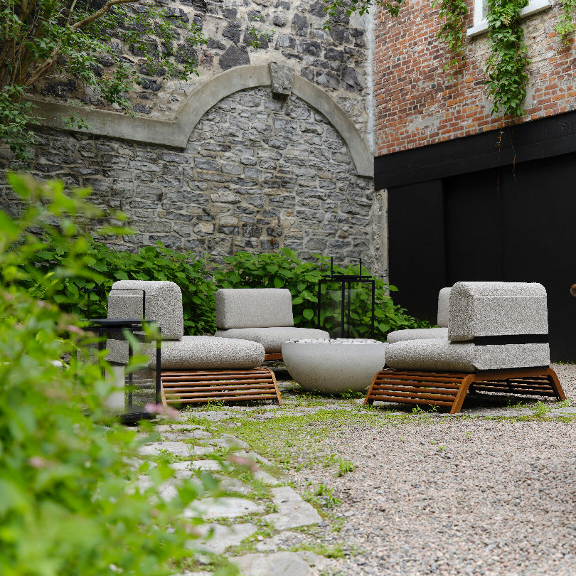 Horizon single outdoor sofa | Bouclette creme