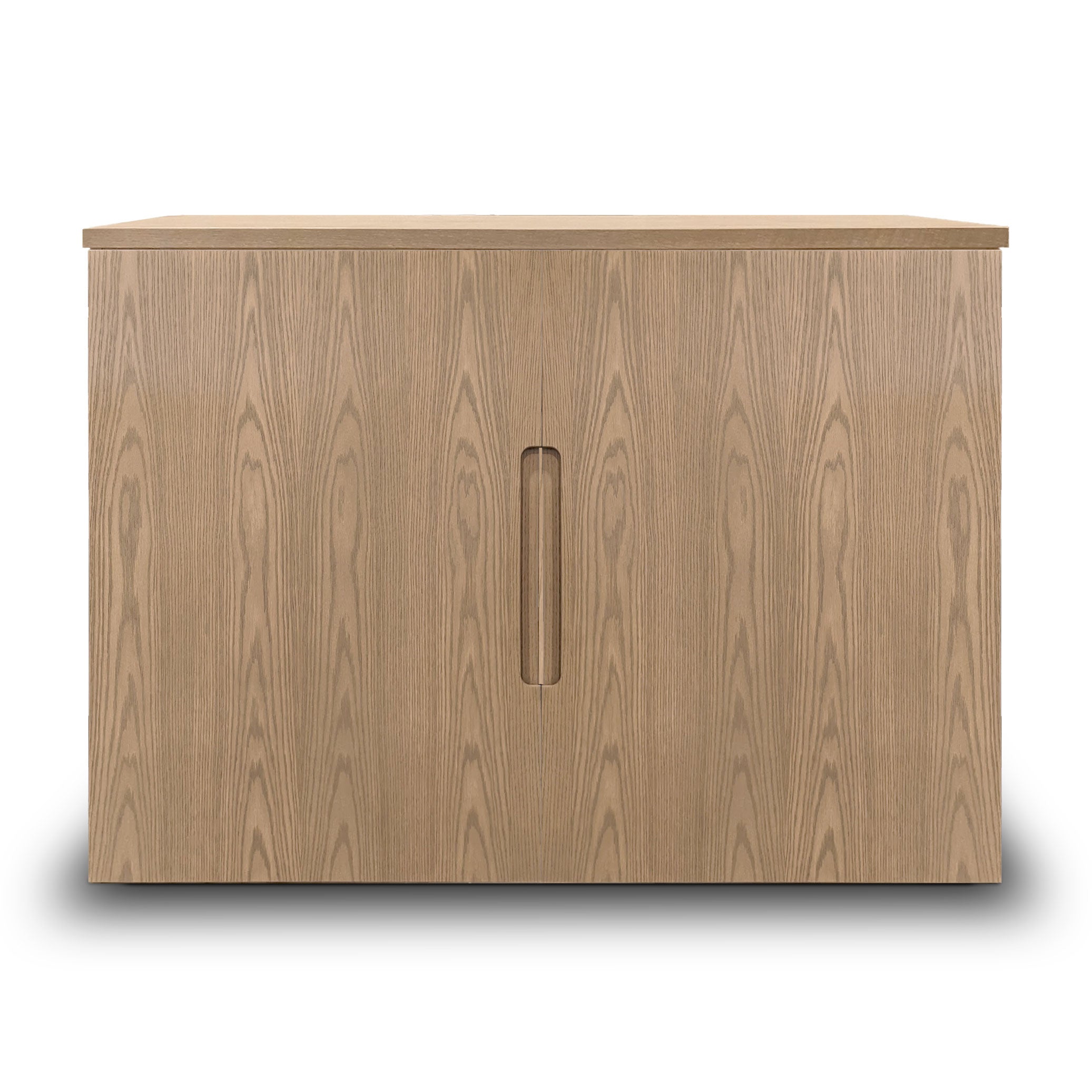 La console Cabinet fini authentik | porte pleine de Humble Nature respire le prestige haut de gamme avec sa finition en chêne clair, dotée de deux portes à panneaux sans couture avec poignées verticales encastrées et dun grain aligné verticalement qui ajoute une texture naturelle, projetant une ombre douce sur un fond blanc.