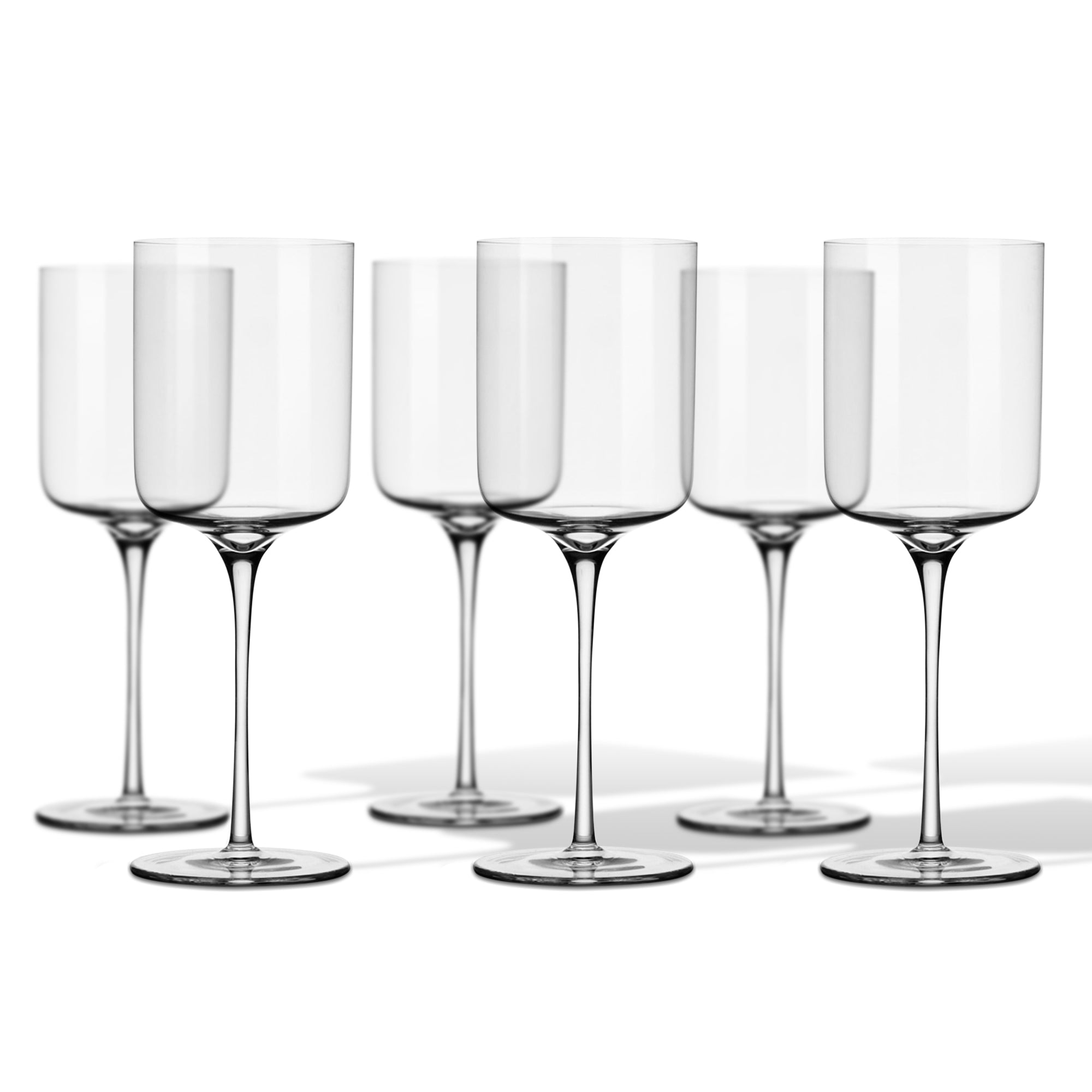 Ensemble de six verre à vin en cristal fin et léger, soufflées à la main, issues de la collection Humble Nature. Chaque pièce reflète un design contemporain et sophistiqué, parfait pour des moments de célébration élégants et raffinés.