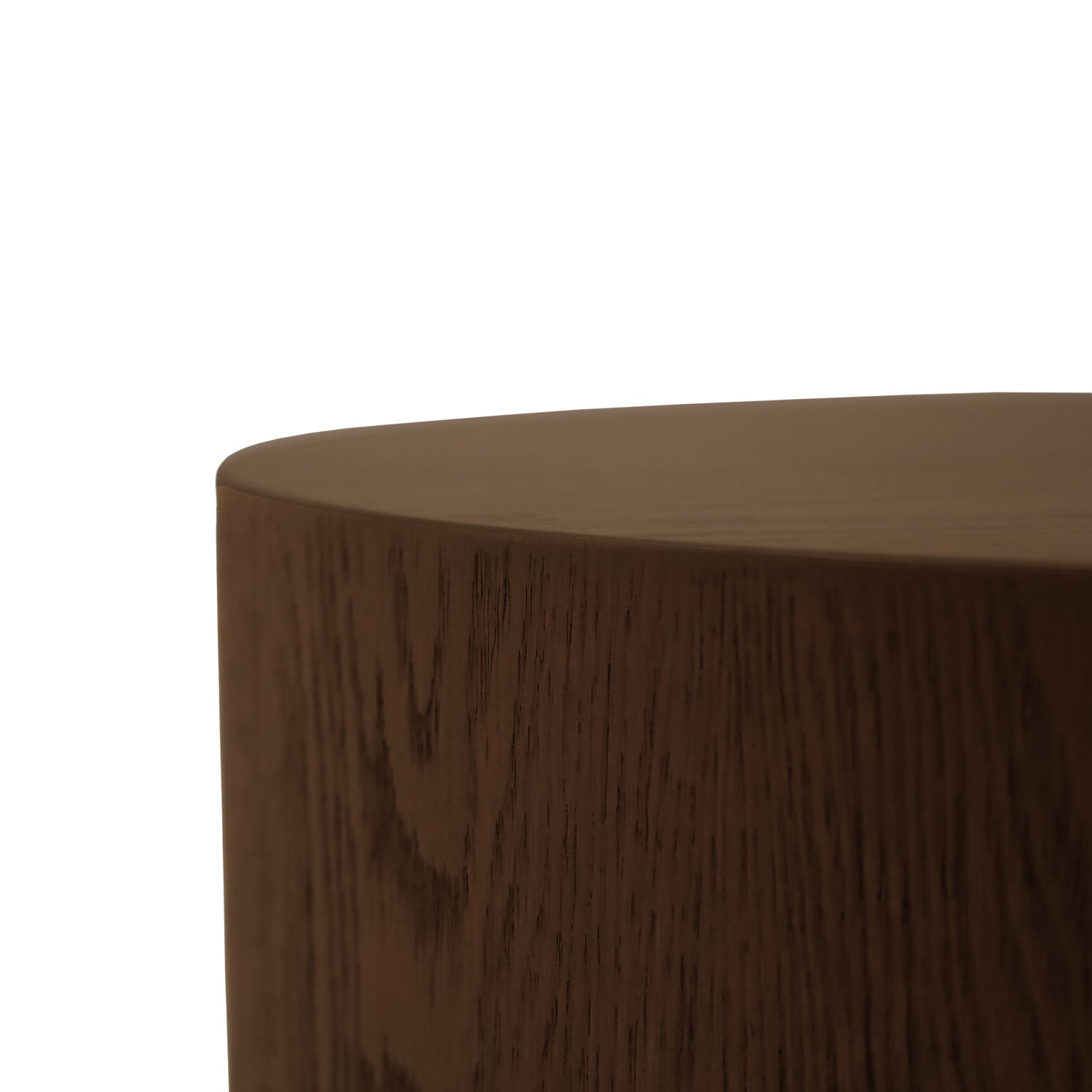 Round plinth side table 16 | Pecan