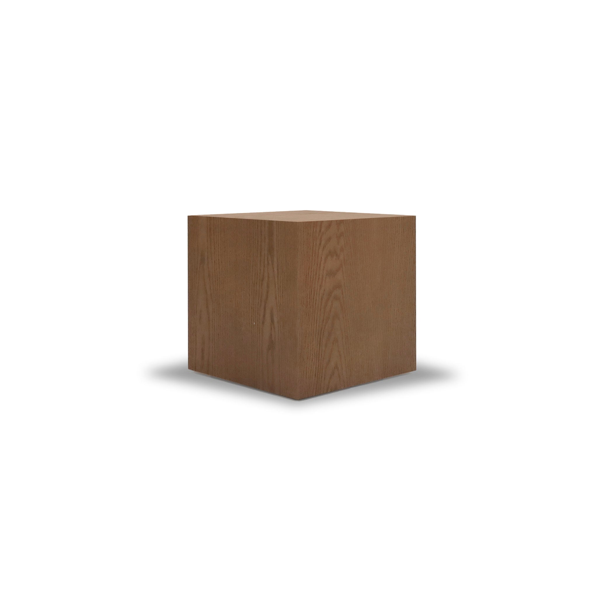 Square plinth side table 16 essence | Saddle