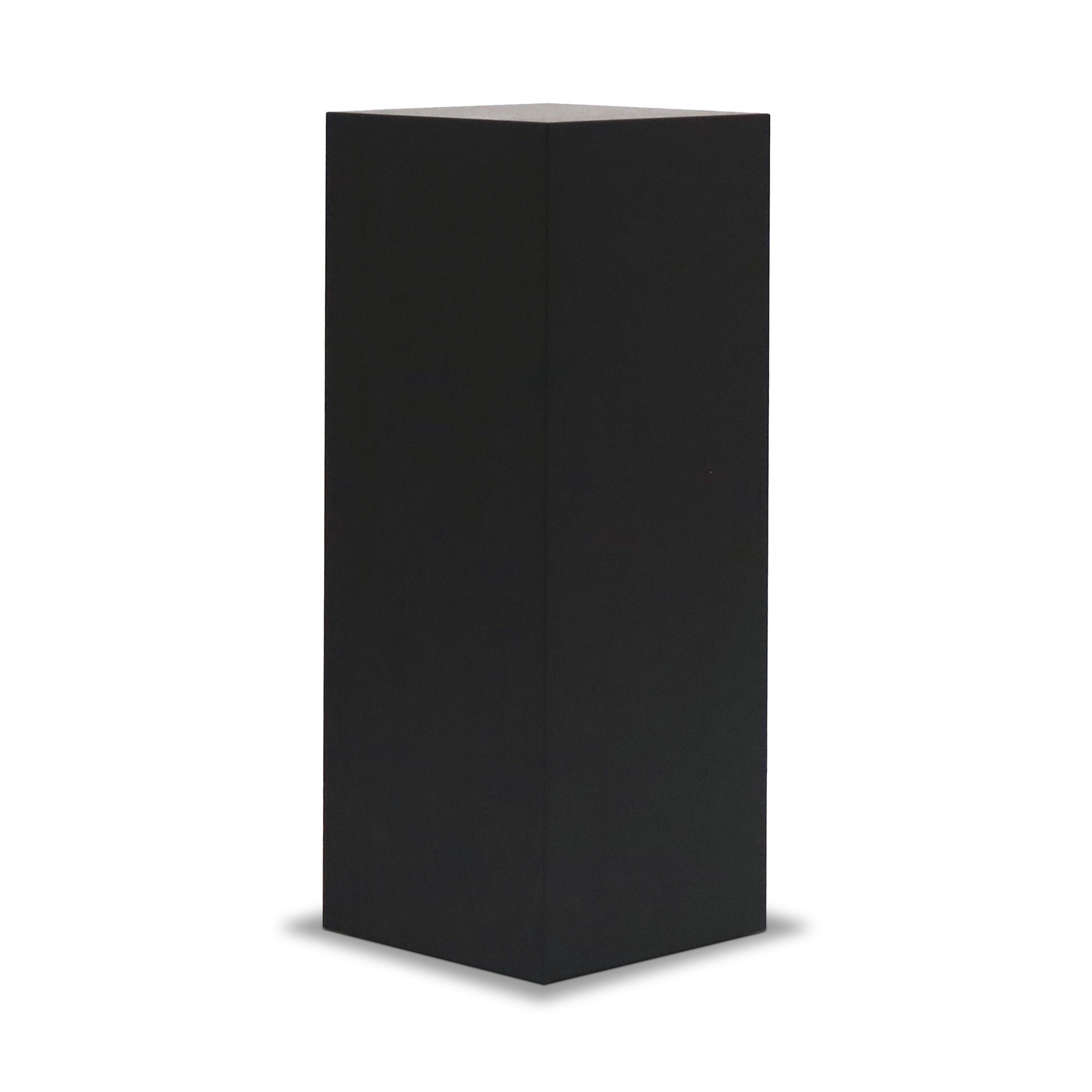 Square plinth side table 47 | Onyx